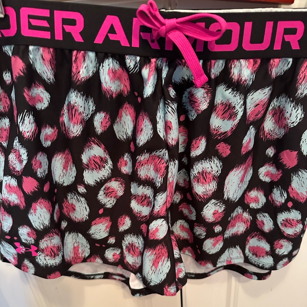 Youth size XL Under Armour shorts. New with tags.